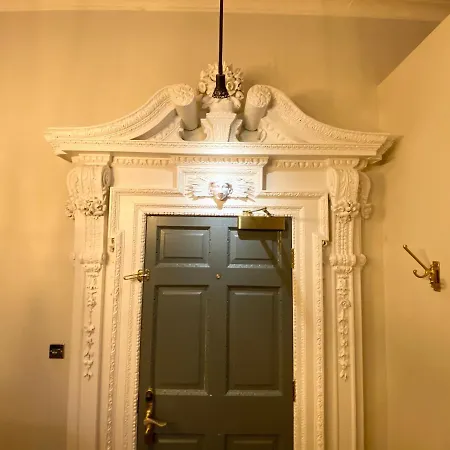 Lejlighed The Deakin At Claremont Serviced