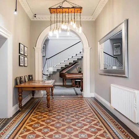 The Deakin At Claremont Serviced Apartment Leeds (West Yorkshire)