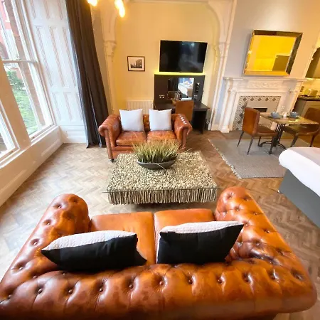 The Deakin At Claremont Serviced Apartment *