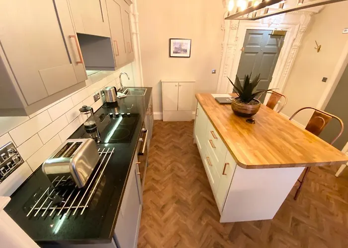 Apartment The Deakin At Claremont Serviced