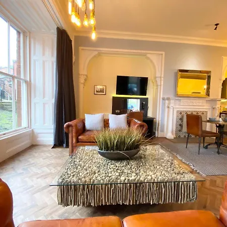 아파트 The Deakin At Claremont Serviced